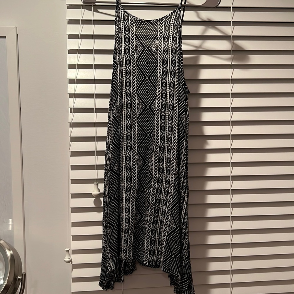 Black and white printed dress/can double as pool cover up!